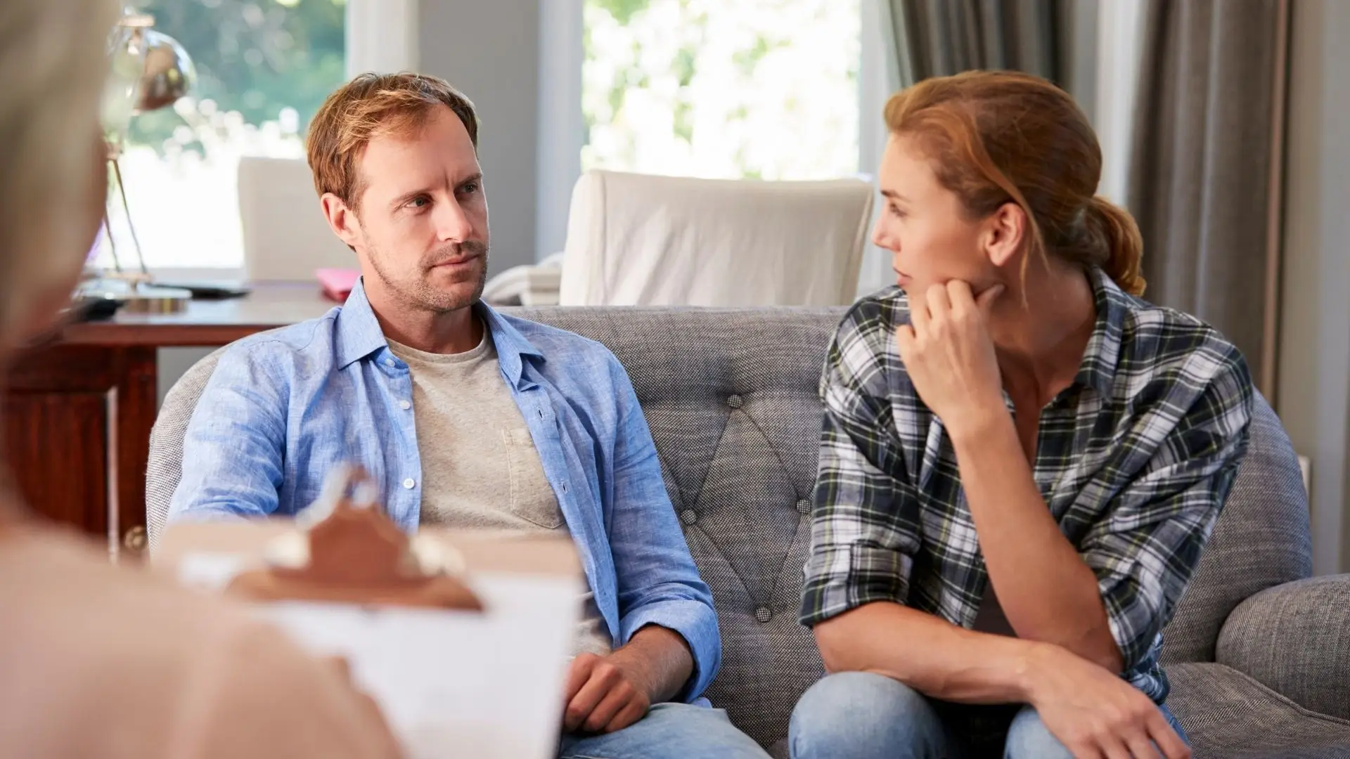 10 Common Relationship Problems and How Couples Therapy Can Help Solve Them